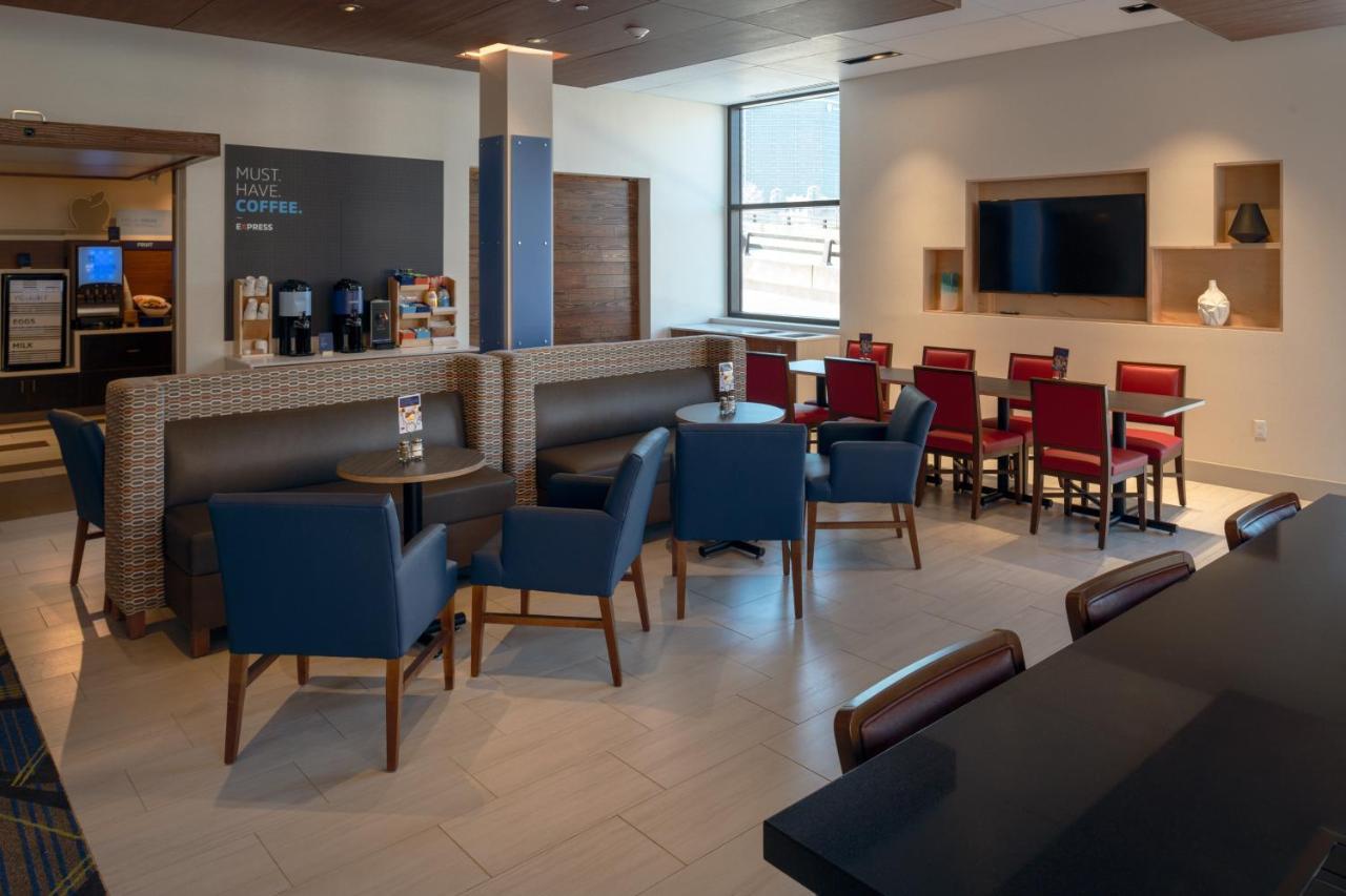Holiday Inn Express & Suites - Tulsa Downtown - Arts District By Ihg Ngoại thất bức ảnh