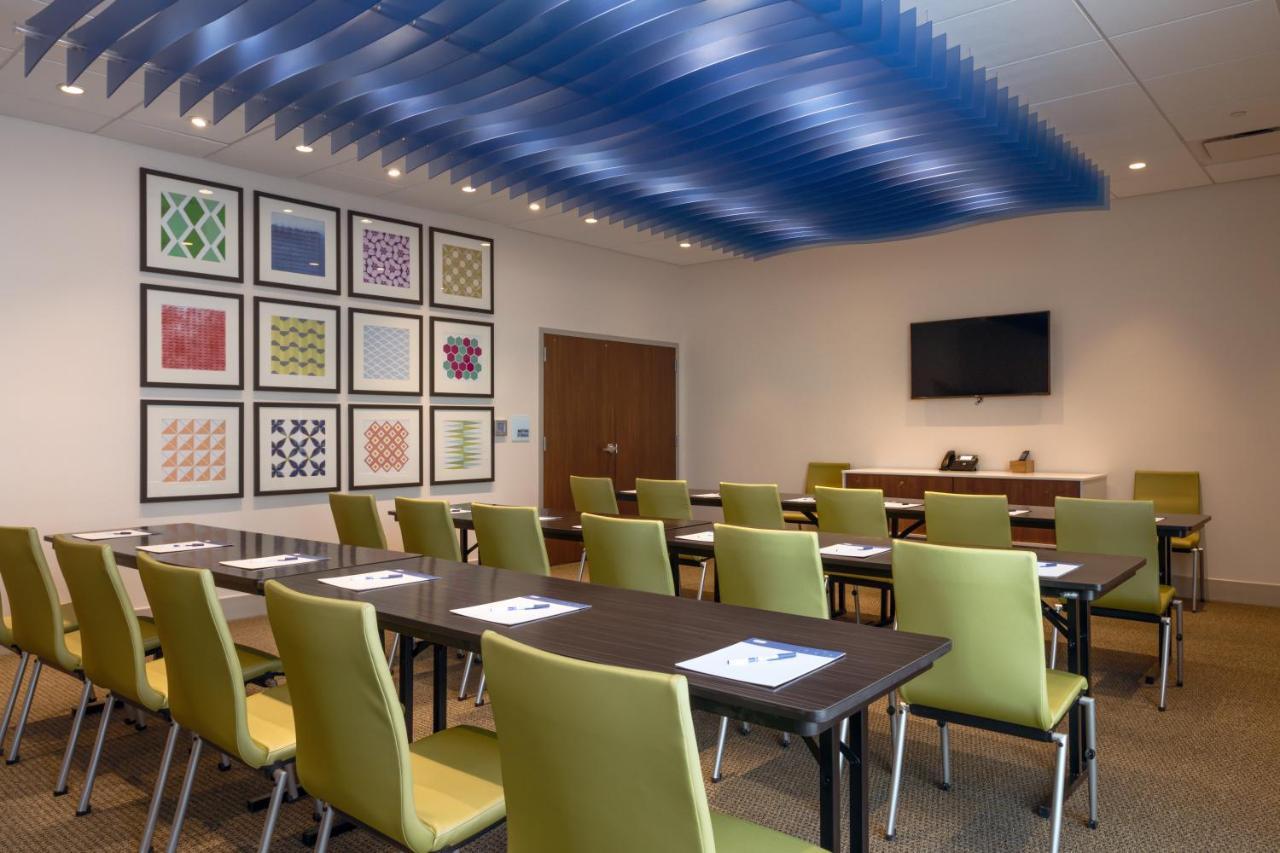 Holiday Inn Express & Suites - Tulsa Downtown - Arts District By Ihg Ngoại thất bức ảnh